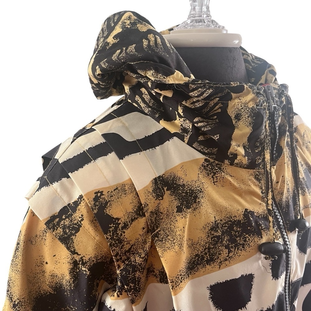 Vtg Obermeyer Gaper Day Women's Ski Jacket Abstract Animal Print Size 16 - Picture 6 of 14